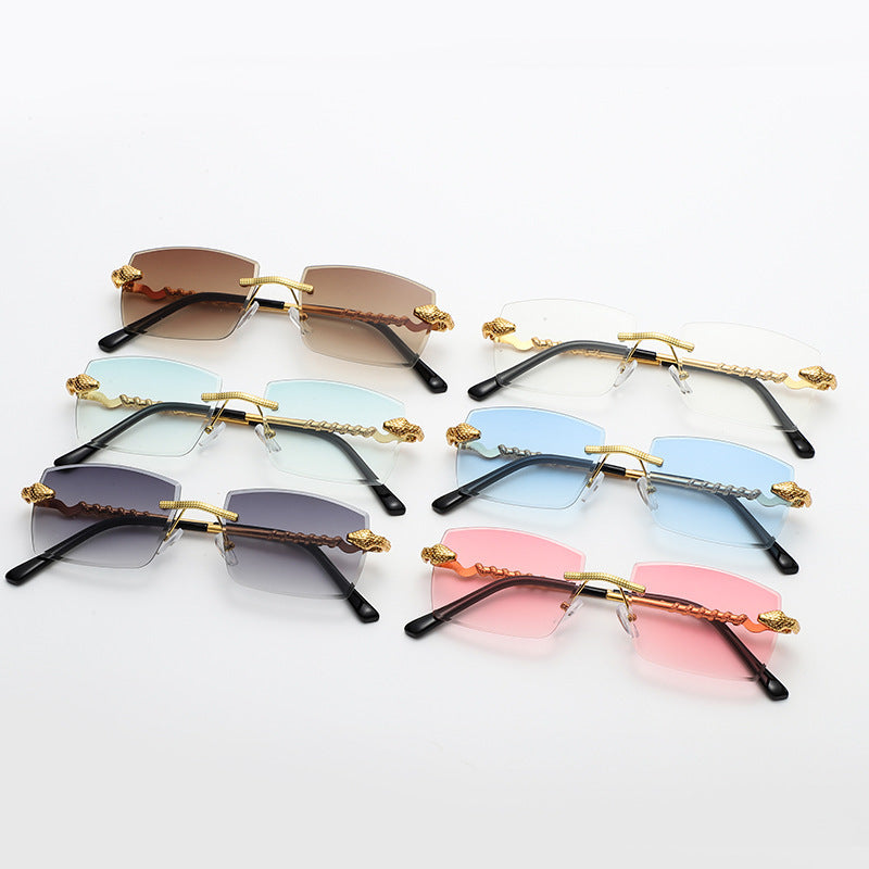 Fashionable New Serpentine Polygonal Trimmed Sunglasses