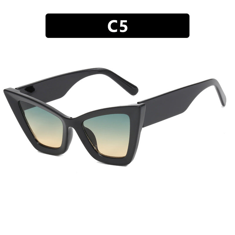 Large Frame Cat Eye Simple Sunglasses