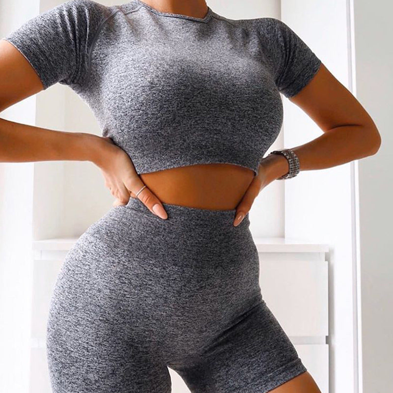 Seamless yoga wear